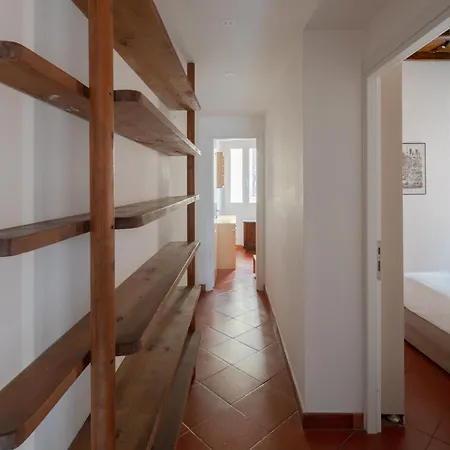 Colosseum Apartman *